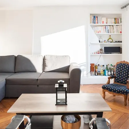 Spacious And Bright Apartment In Paris París